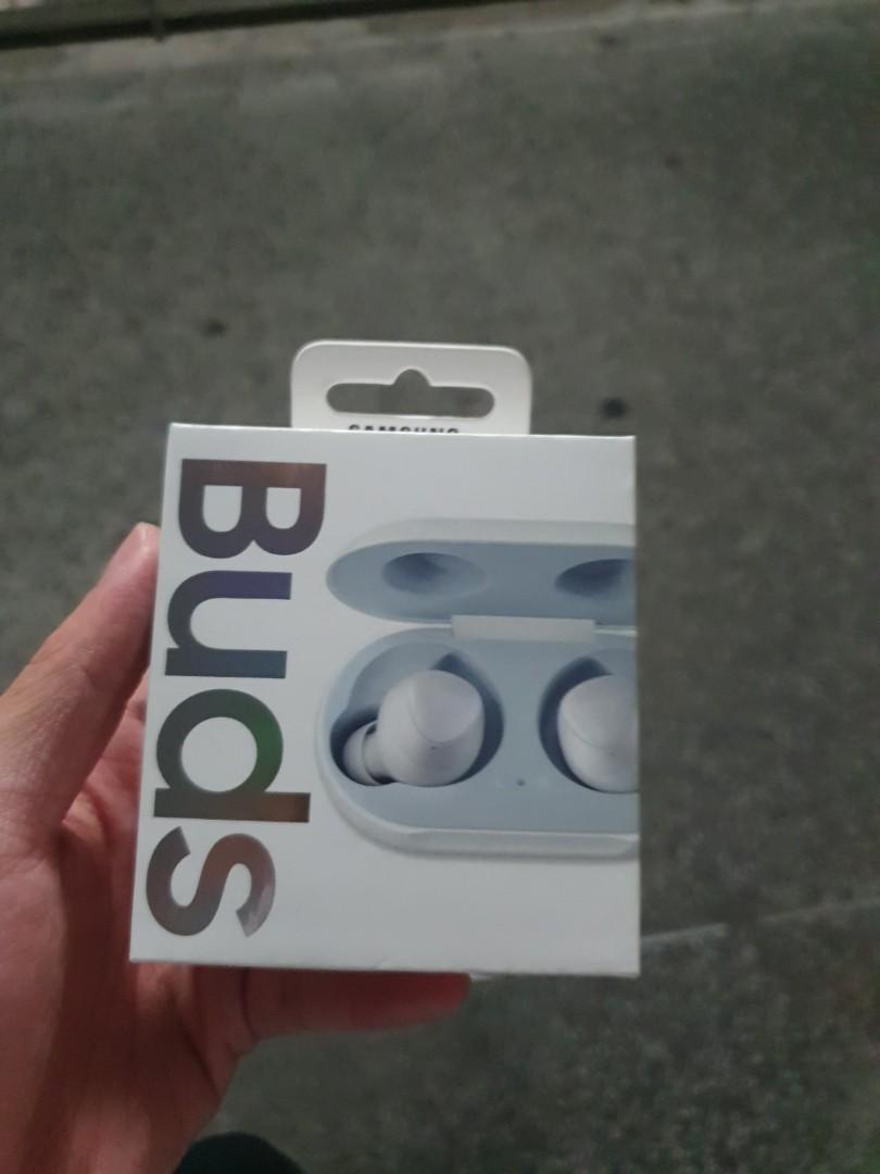 IKEA Ypperlig Desk Lamp, Babies & Kids, Baby Nursery & Kids Furniture