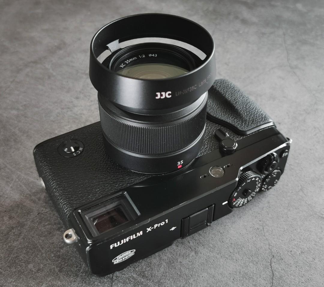 Fujifilm XC 35mm, F2 with UV filter and JJC lens hood | Fuji | Fujinon ...