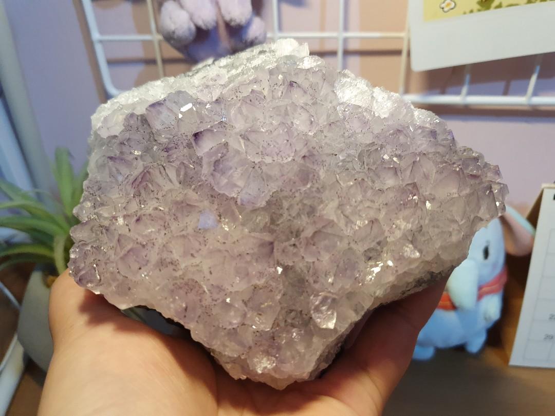 Brown Amethyst Geode, Women's Fashion, Jewelry & Organisers, Precious