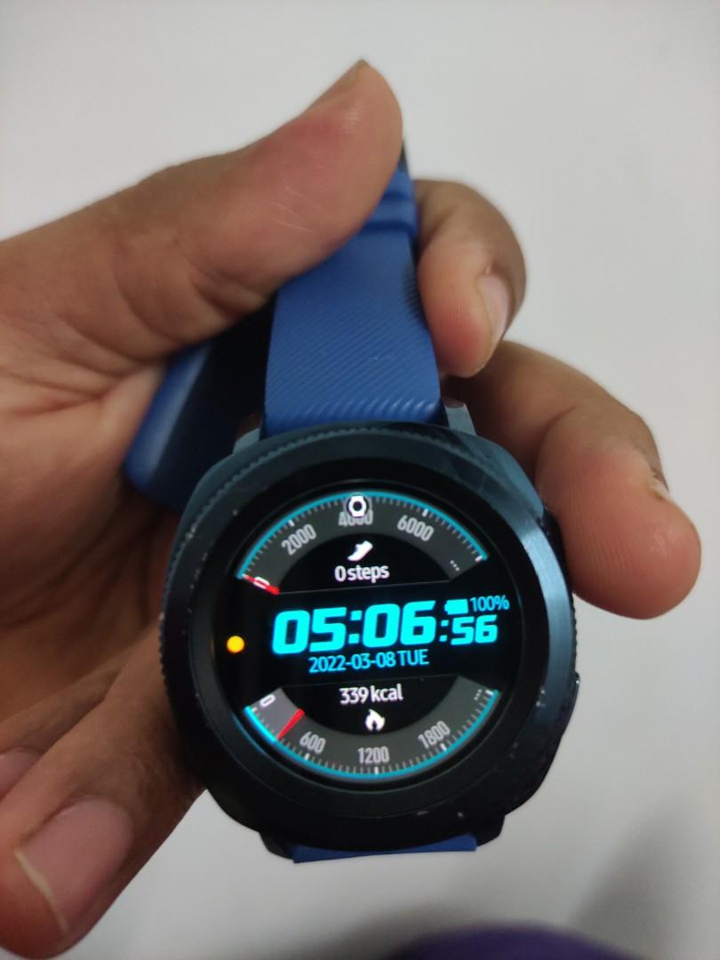 Samsung gear sport, Mobile Phones \u0026 Gadgets, Wearables \u0026 Smart Watches on  Carousell