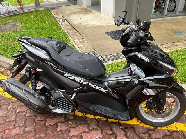 Yamaha Xmax Sakorn Seat Lowered Motorcycles Motorcycle Accessories