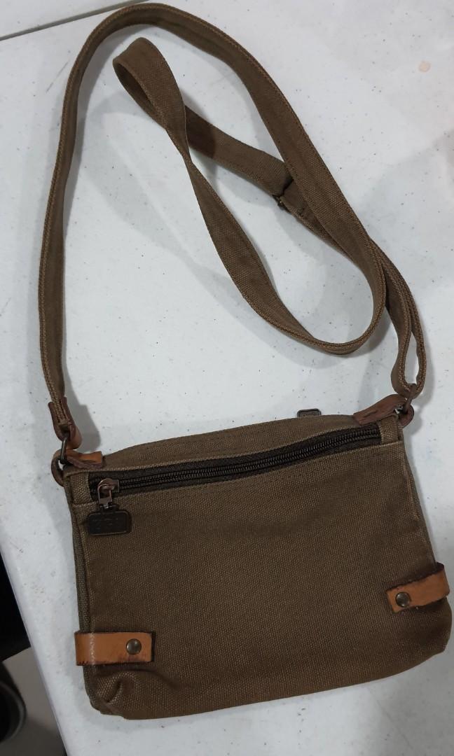 Repriced! EGG Bag (unused), Women's Fashion, Bags & Wallets, Cross-body Bags  on Carousell