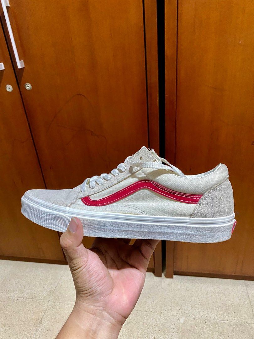 Vans old skool on sale vintage white rococo red