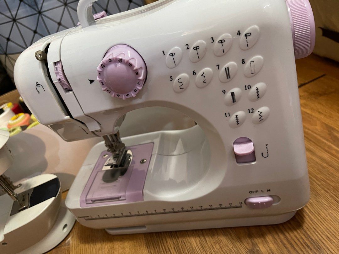 TAKE ALL: Sewing machines & Tools, Hobbies & Toys, Stationary