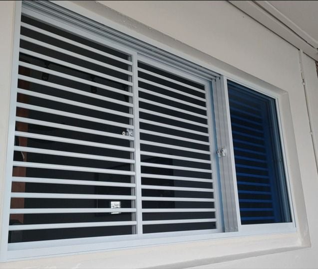 HDB Resale / Existing Window and Grille/Casement/Window Grille/Pet ...