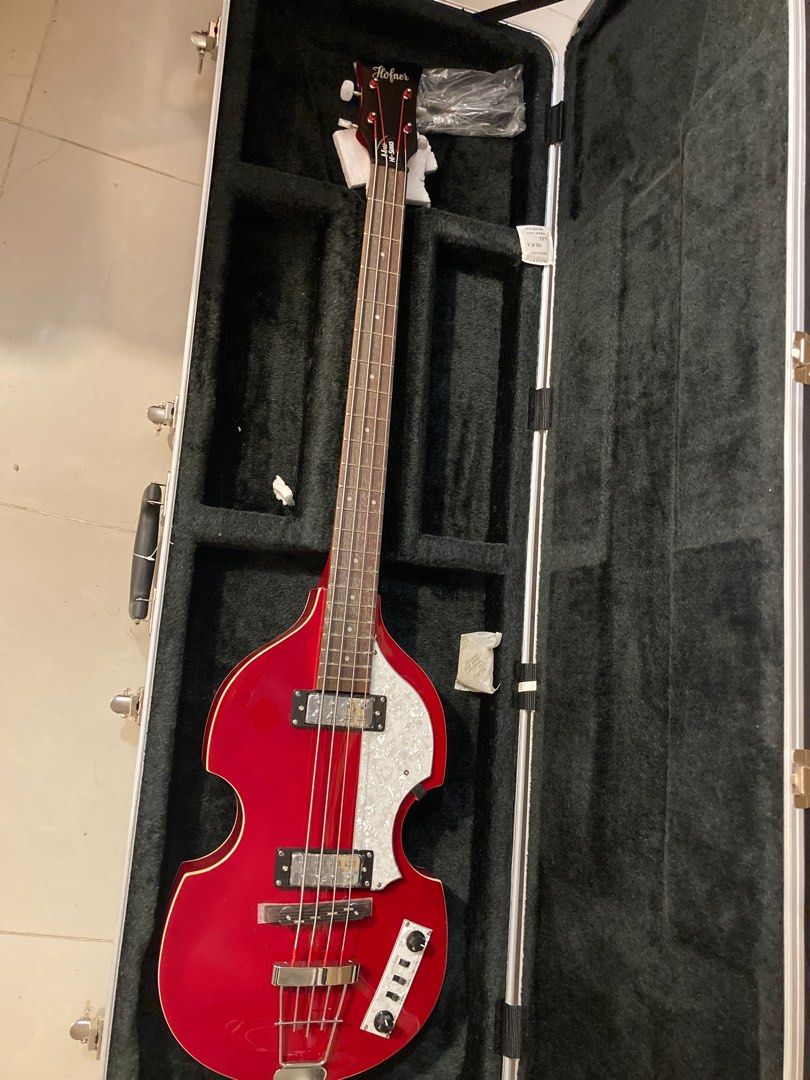 Hofner Bass Guitar with Case 低音結他- 特別版Special Edition 連結