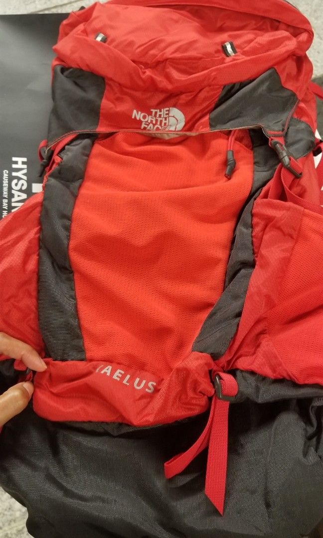 New The North Face,CAELUS 32, 男裝, 袋, 背包- Carousell