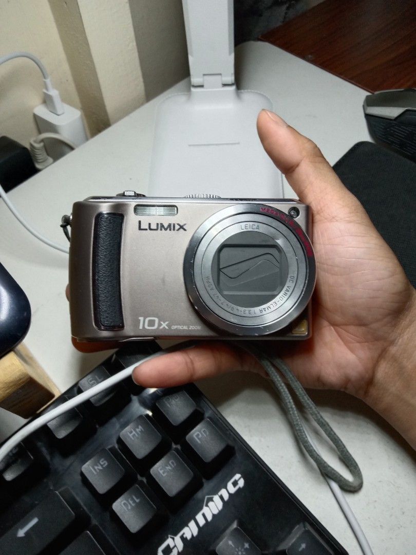 最大83%OFFクーポン PANASONIC LUMIX DMC-TZ5 デジタルカメラ