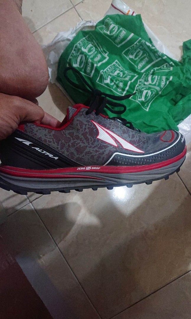 Speedo Walking Hybrid Watercross Water Shoes, Men's Fashion, Footwear,  Sneakers on Carousell