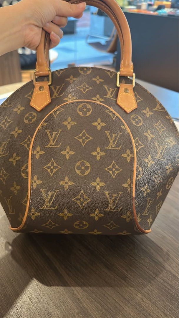Louis Vuitton Bloomsbury PM, Luxury, Bags & Wallets on Carousell