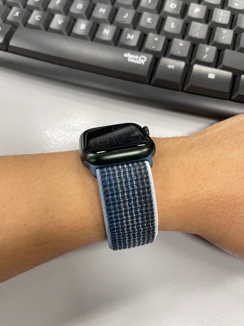 Apple watch clearance blue sport loop