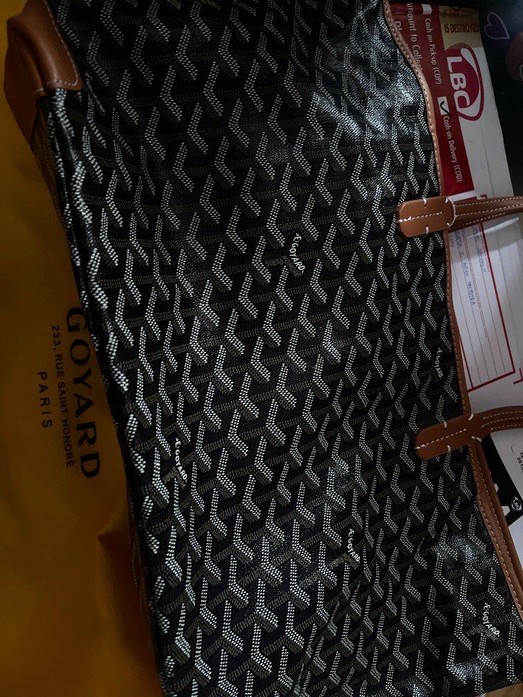 Goyard Artois MM black, Luxury, Bags & Wallets on Carousell