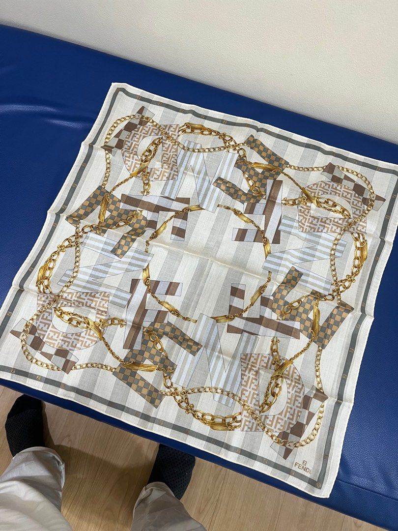 18.5x18.5 Authentic Louis Vuitton Silk Scarf Bag Design 