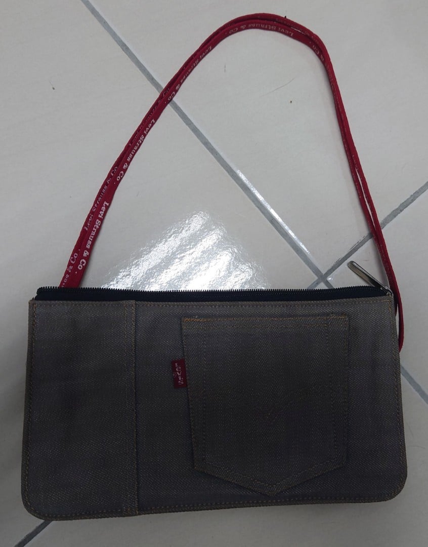 Cloth handbag Louis Feraud Red in Cloth - 12636003