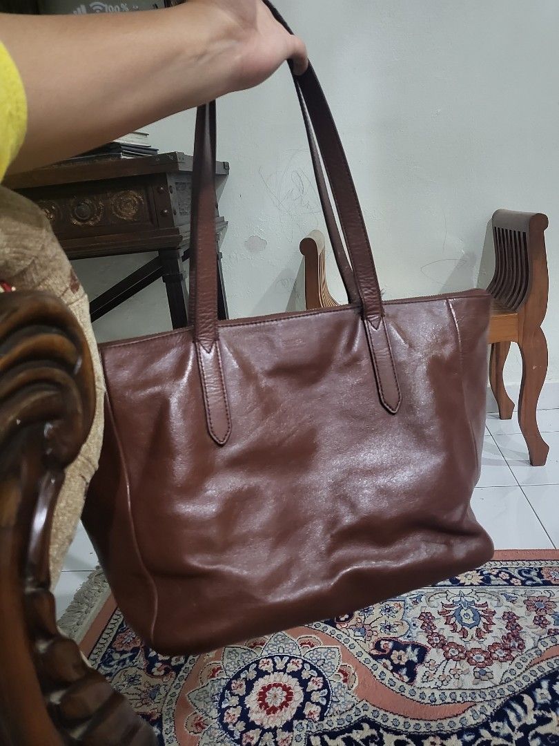 READY STOCK IN MALAYSIA) FOSSIL SYDNEY TOTE HEARTS (SHB2871745) – HBOUS