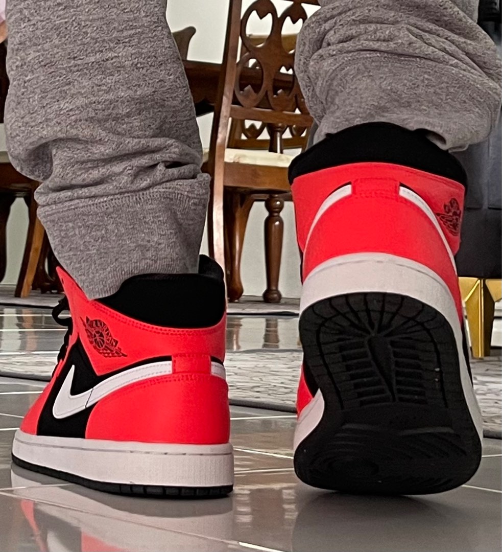 Jordan 1 mid infrared on sale 23