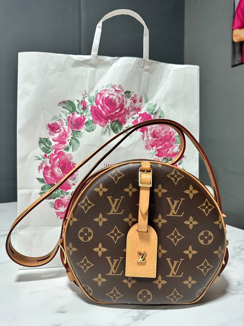 LNIB LV Louis Vuitton Easy Pouch on Strap Black Empreinte Leather (Cash  S$1,750)