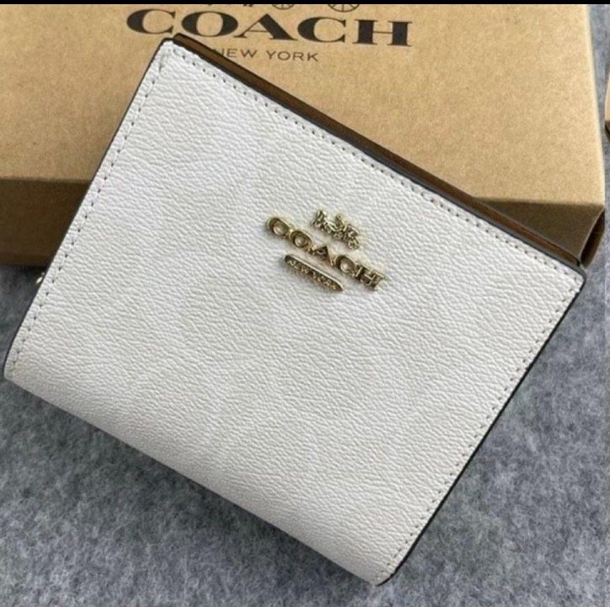 Tory Burch Eleanor Card Case – June Resale