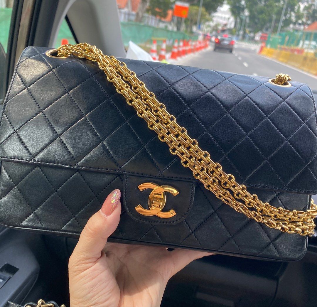 Chanel 1986-1988 Black Lambskin Medium Classic Double Flap Bag