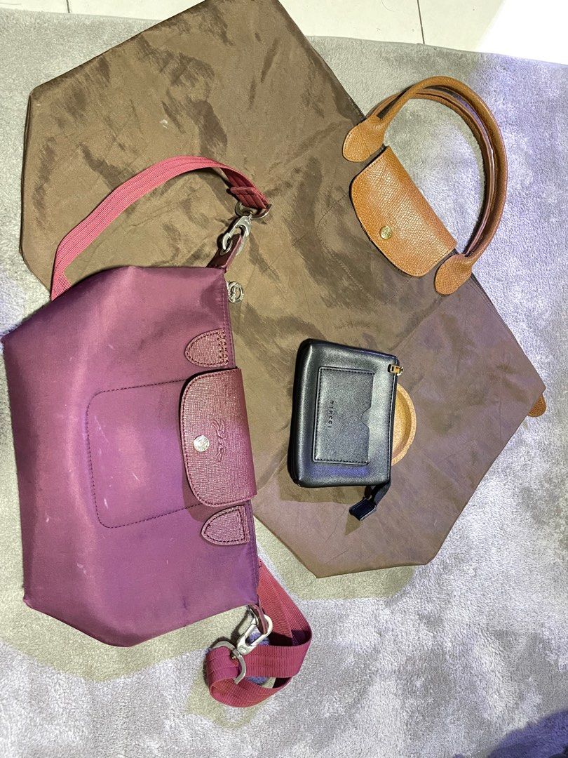 Longchamp Sling Bag Simple Tapi Cantik