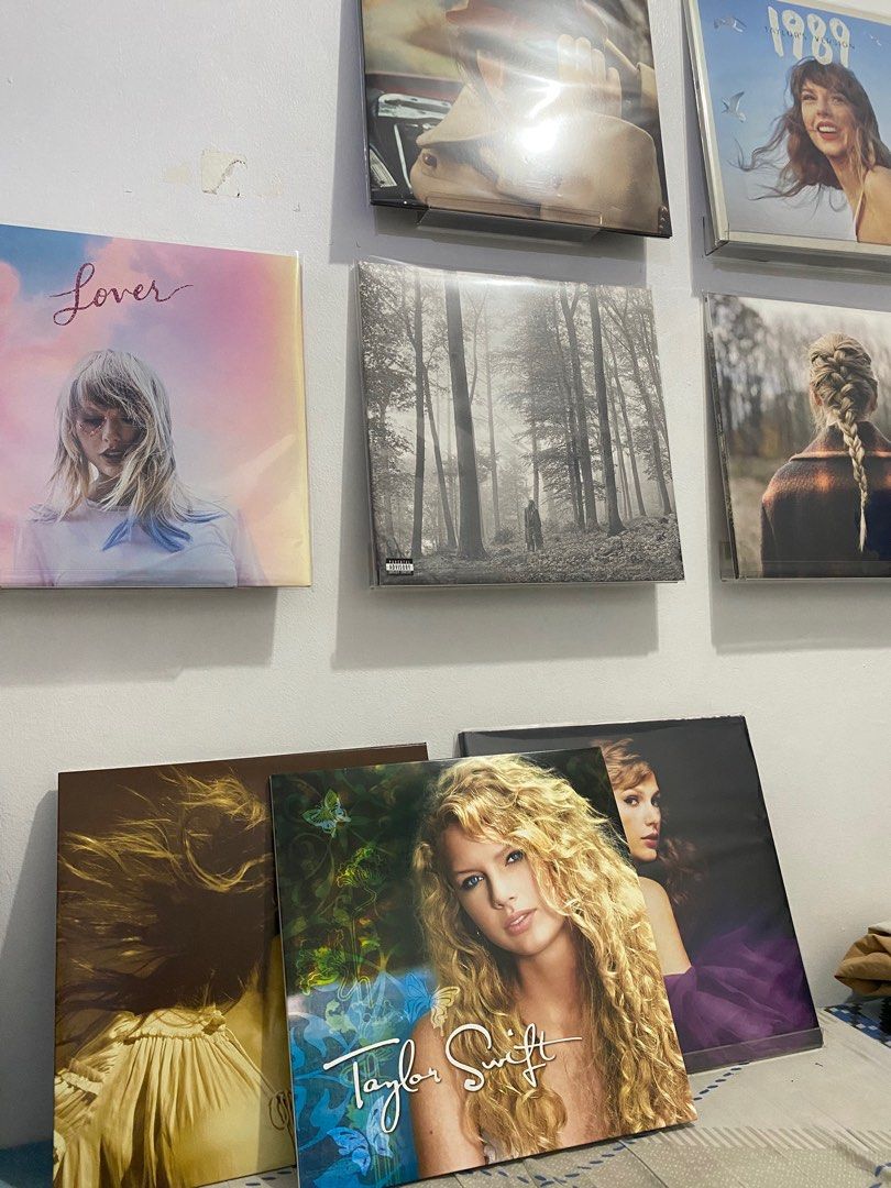 Taylor Swift Vinyls for Swapping, Hobbies & Toys, Music & Media, Vinyls on  Carousell