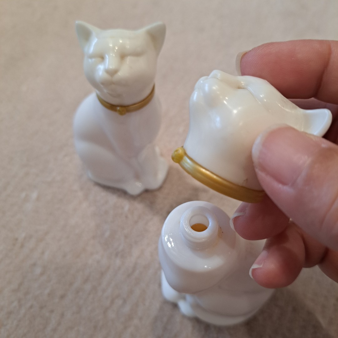 Old avon outlet cat perfume bottles